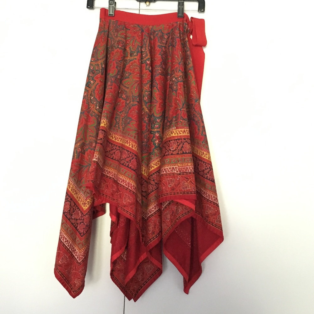 Handkerchief Skirt So Flirty